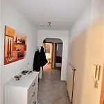 Bernstein-chalet Unten *